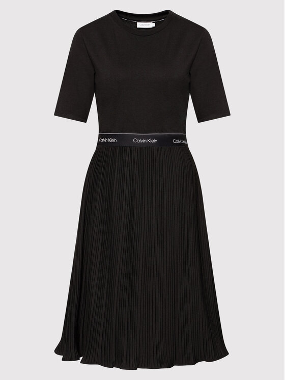 Calvin Klein Sukienka dzianinowa K20K203061 Czarny Regular Fit zdjęcie nr 5