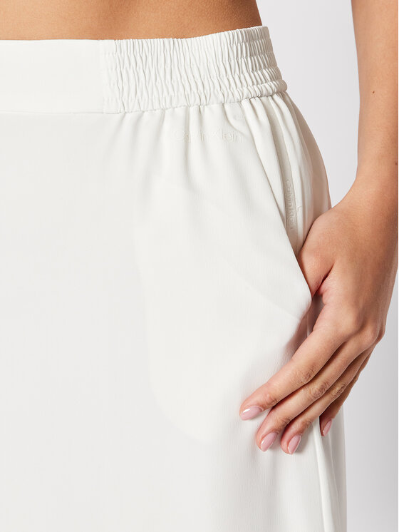 Calvin Klein Spódnica mini K20K203821 Biały Regular Fit zdjęcie nr 4