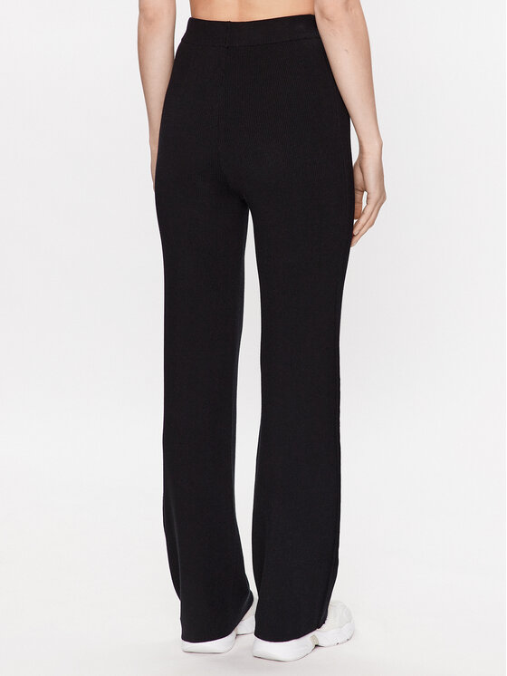 Calvin Klein Jeans Spodnie dresowe J20J222114 Czarny Regular Fit zdjęcie nr 3