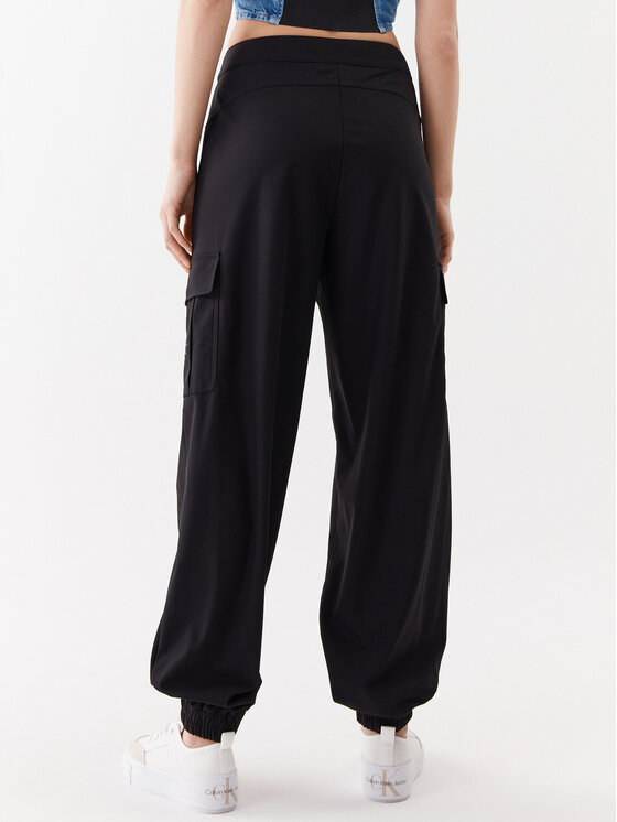Calvin Klein Jeans Spodnie materiałowe J20J221636 Czarny Regular Fit zdjęcie nr 4